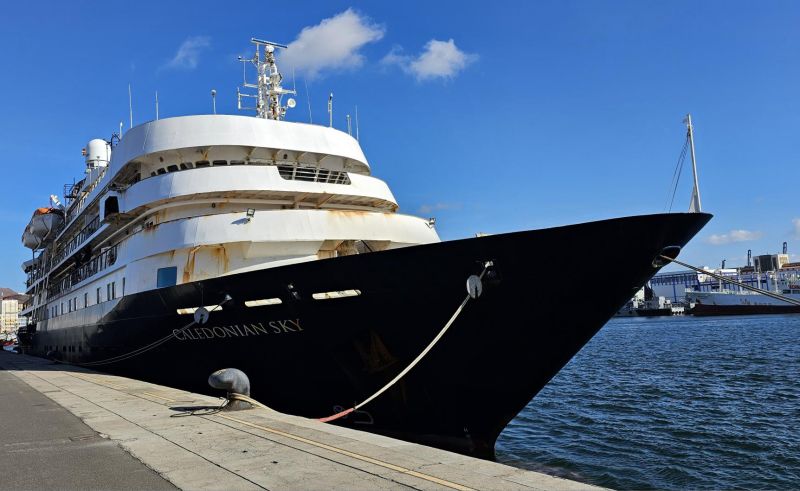 Our team in Las Palmas attended the CALEDONIAN SKY cruise ship